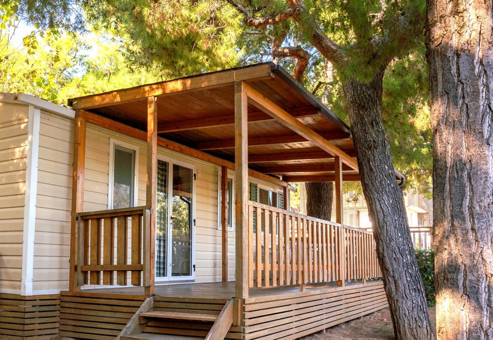 Fontana Marina Family Village Camping
